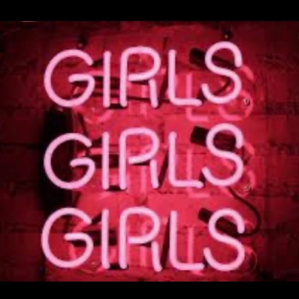 Girls Clothes